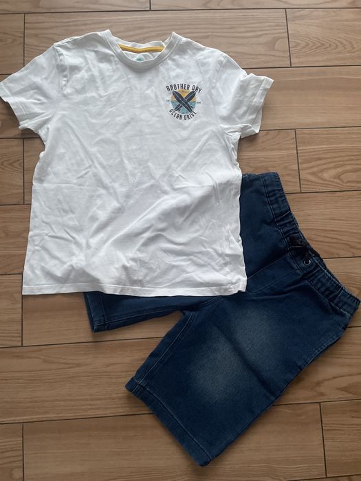 Zestaw koszulka i spodenki 164