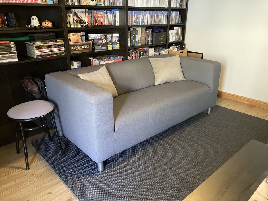 Sofá Ikea Klippan em cinzento. como Novo. Oferta almofadas