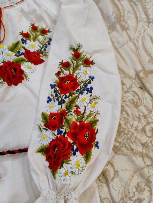 Вишиванка 128- 134-140 см вишита сукня плаття на дівчинку