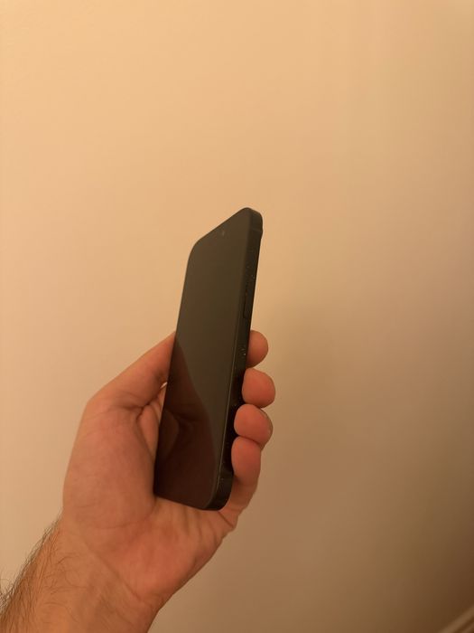 iPhone 15 128Gb - Preto