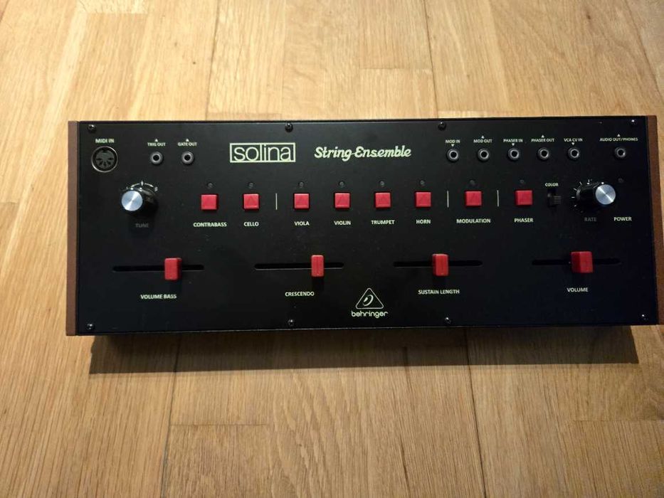Behringer Solina String Ensemble