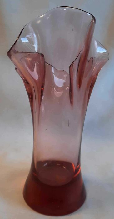 Czerwony Wazon Falbana Szkło Vintage PRL