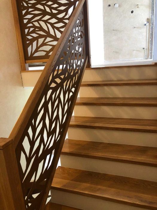 Schody drewniane / stopnie / trepy – dąb, jesion, buk