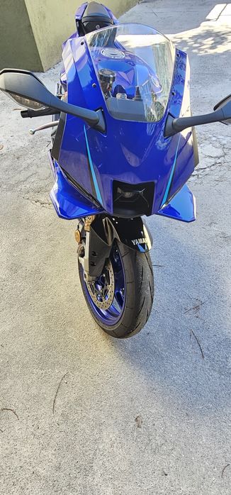 Yamaha R9 2026 icon blue
