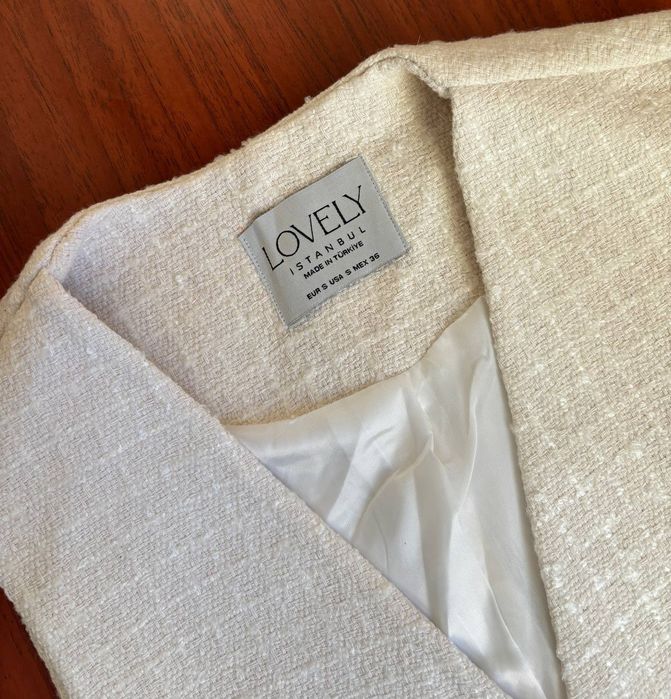 Жилетка  рельєфна текстильна Турція..