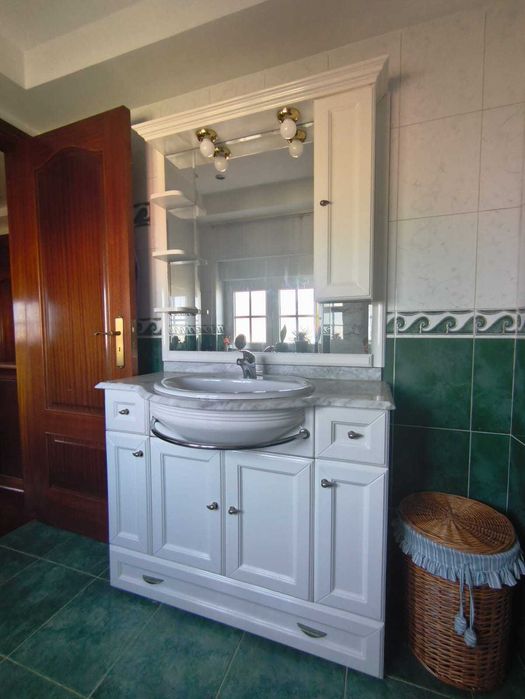 Móvel de Casa de Banho Branco