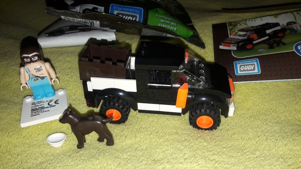 Klocki Playtive - Pickup truck