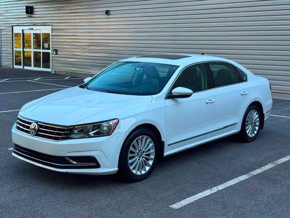 Volkswagen Passat SE      2017