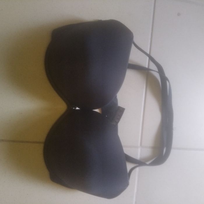 Wonderbra biustonosz z push -upem rozmiar 75G