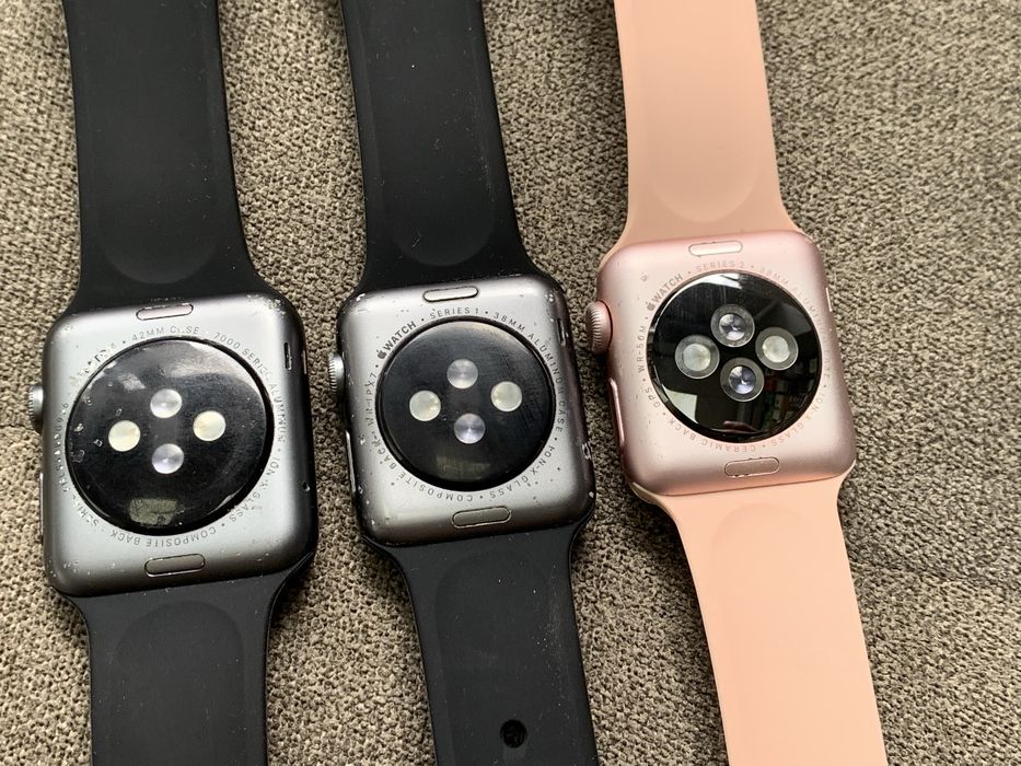 Оригінальні  Apple watch series 1, 2 38 mm лот 3 годинника
