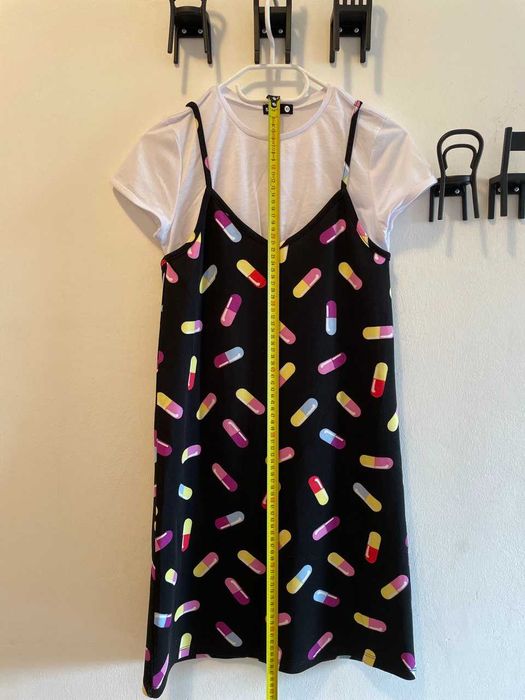 Sprzedam podkoszulek i sukienkę