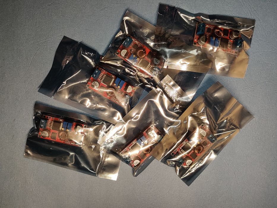 XL4015 5A 4-38 В Понижающий DC-DC преобразователь