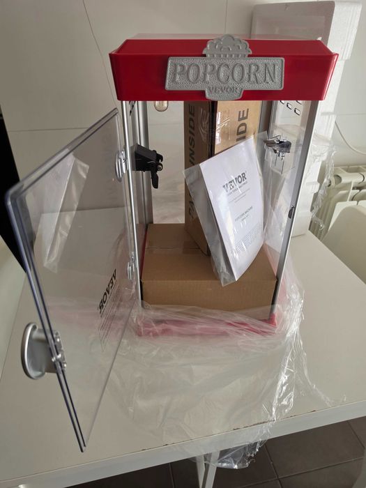 Máquina de Pipocas - VEVOR 480W - 4oz - modelo 6077 Vermelha