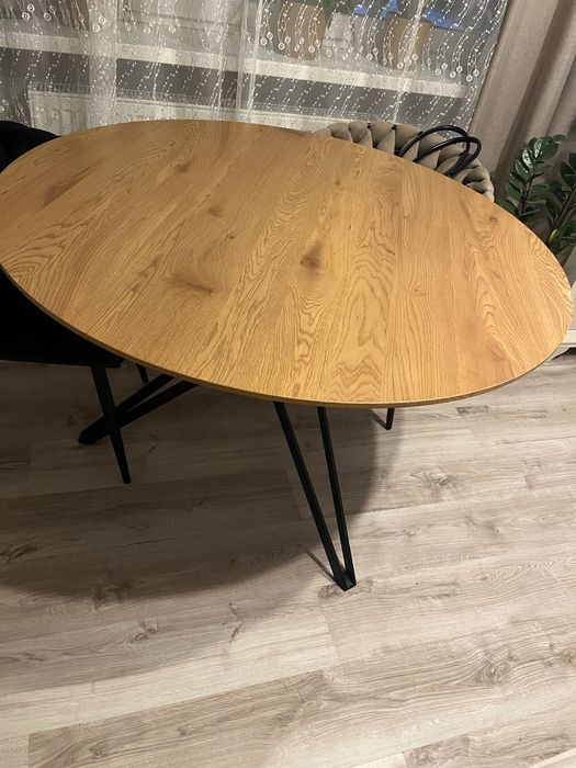 Stół okragly blat kolor drewna
