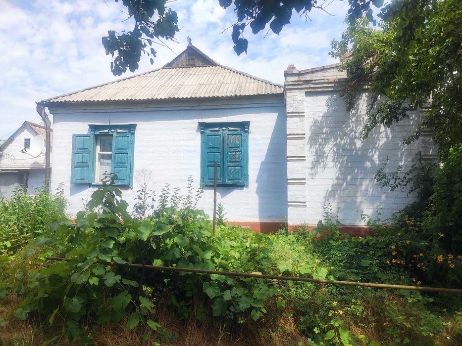 Продам будинок у смт. Обухівка, ділянка 33 сотки