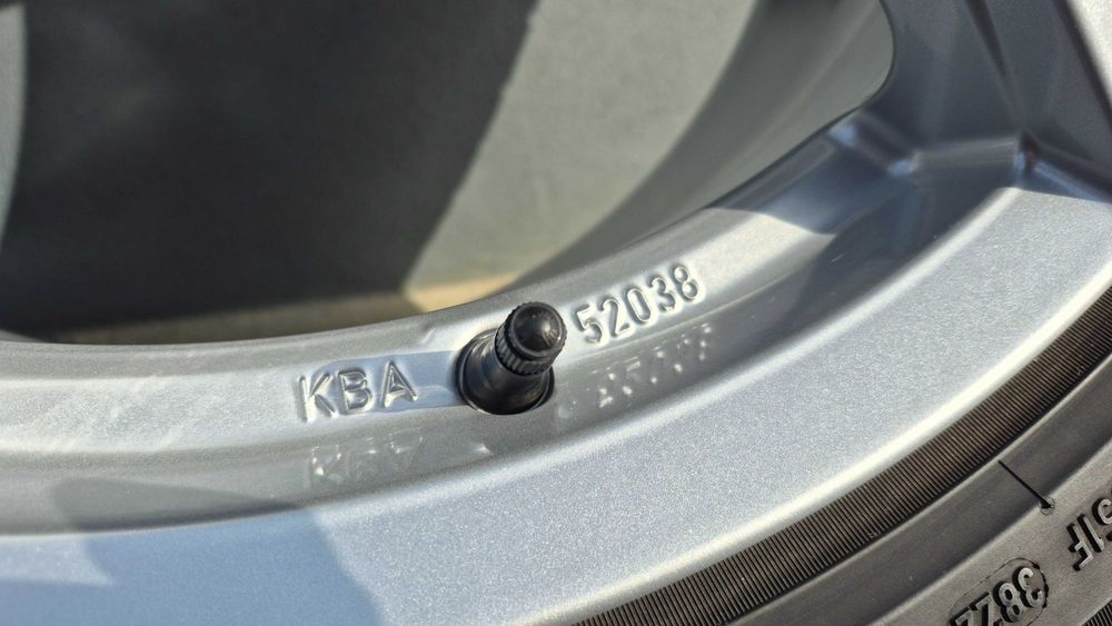 JANTES NOVAS DEZENT 19"x8J-ET45+PNEUS PIRELLI SCORPION ELECT 235 E 255