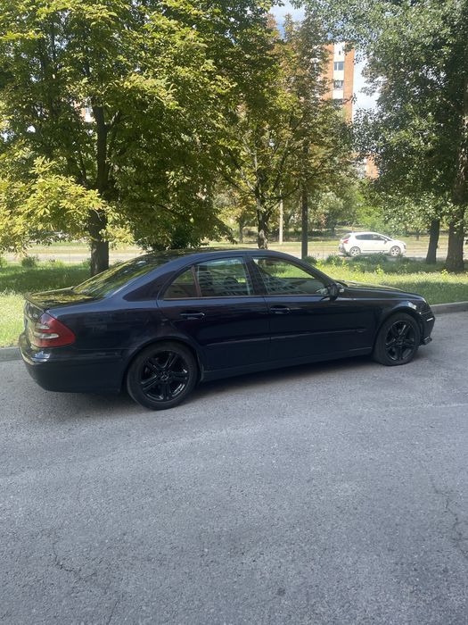 Mercedes-Benz w211 e220cdi