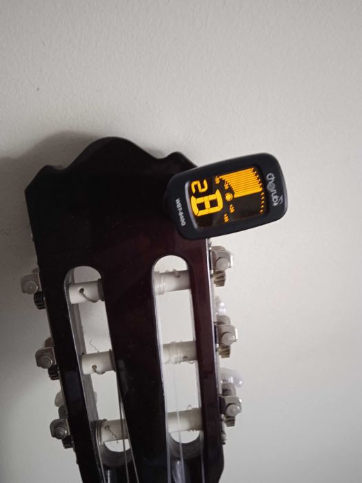 Afinador digital de instrumentos musicais