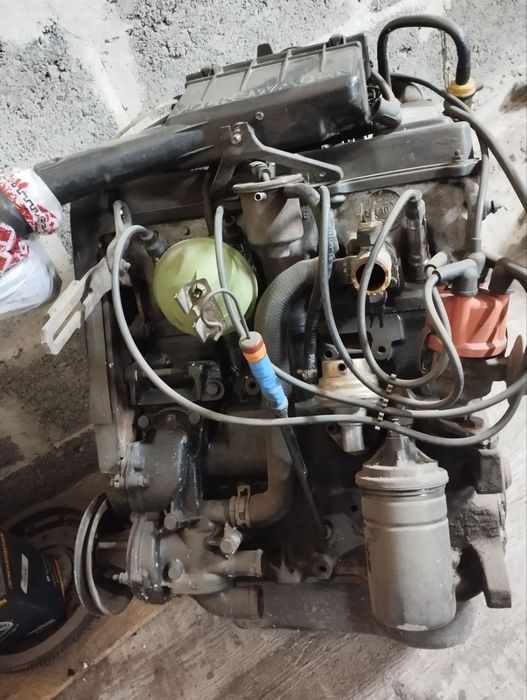 Продам мотор 1.8 бензин