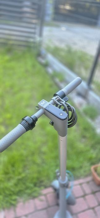 Hujalonga Elektryczna Motus Scooty 10Plus