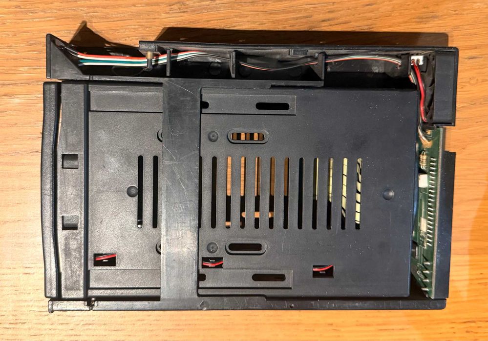 Gaveta Extraível 5.25" para Disco IDE 3.5" - Mobile Rack