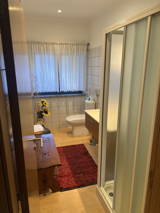 Quarto para alugar em cernache do bonjardim / sertã