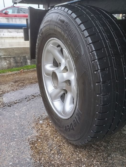 Nissan d22 com báscula