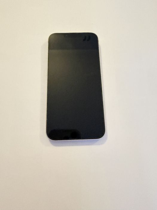 iPhone 13 bialy