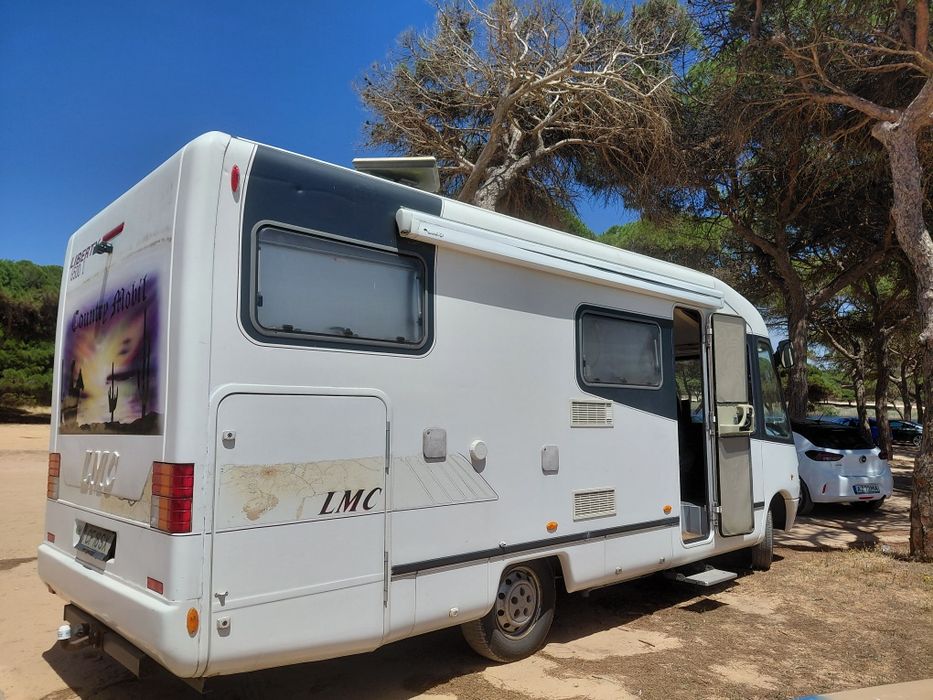 Autocaravana   LMC 650I LIberty integrada 2.8  JTD