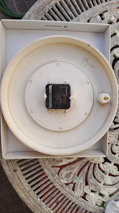 Relogio de parede publicitario