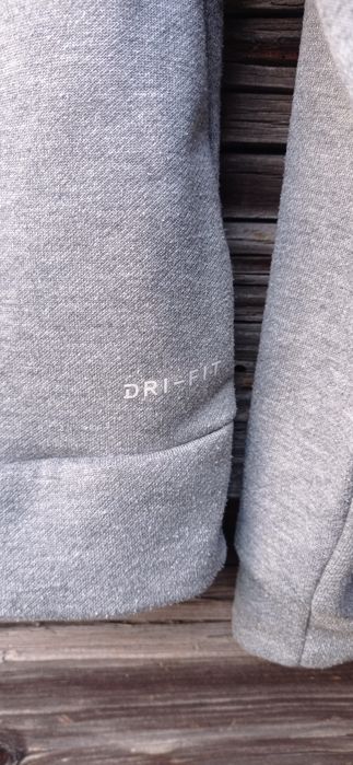 Rozpinana bluza treningowa Nike Dri-Fit 128-137 cm