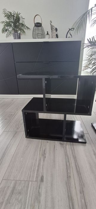 Do sprzedania  2 nocne  szafki