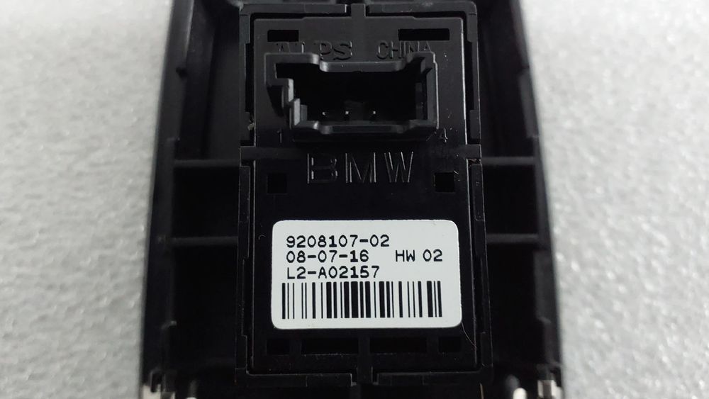 Comando / botão / interruptor vidros frente direito BMW X1 (F48)