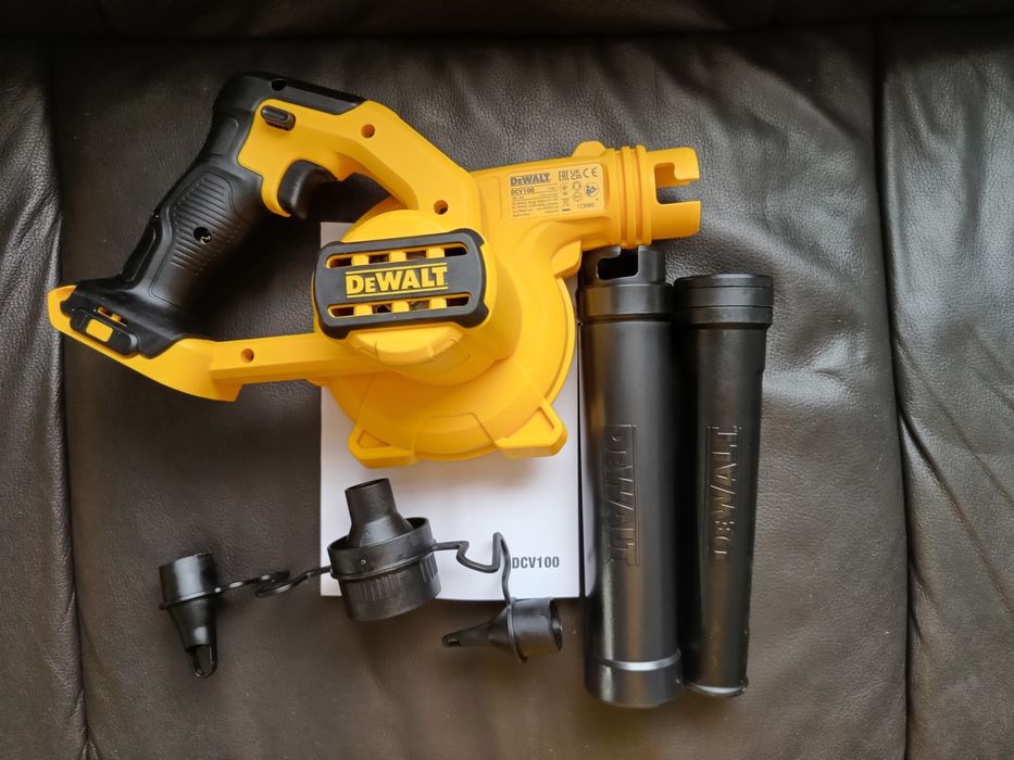 Повітродувка акумуляторна DeWALT DCV100