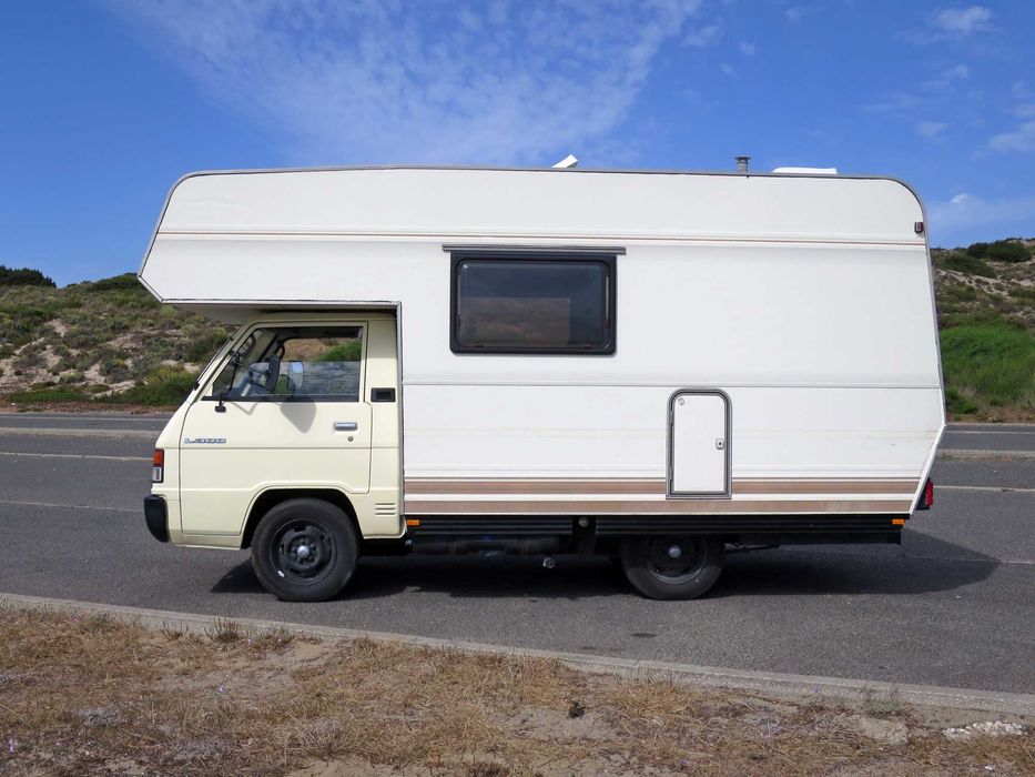 Autocaravana Mitsubishi L 300 Dethleffs 6 lugares férias e aventura