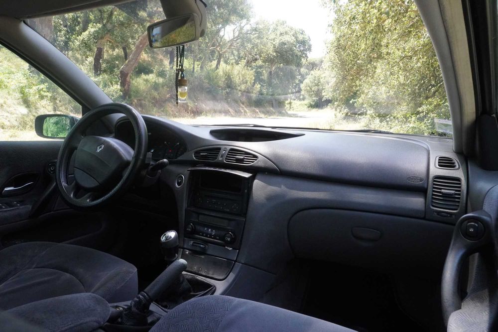 Renault Laguna II Break 1.9L DCi 120PS '01