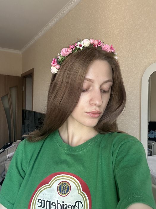 Рожевий віночок на голову