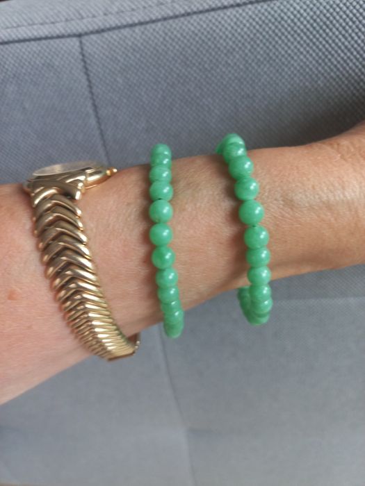 Bransoletki z naturalnych kamieni.