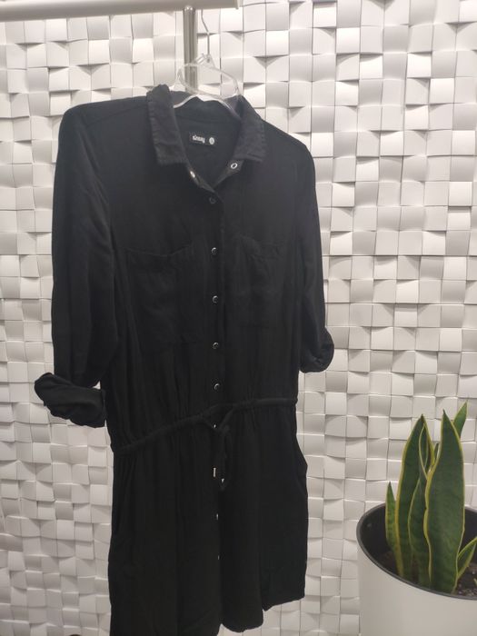 Sukienka damska z kieszeniami