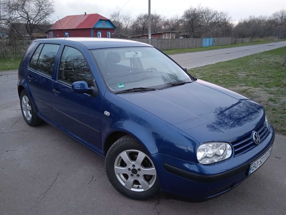Продам Фольксваген гольф 4.