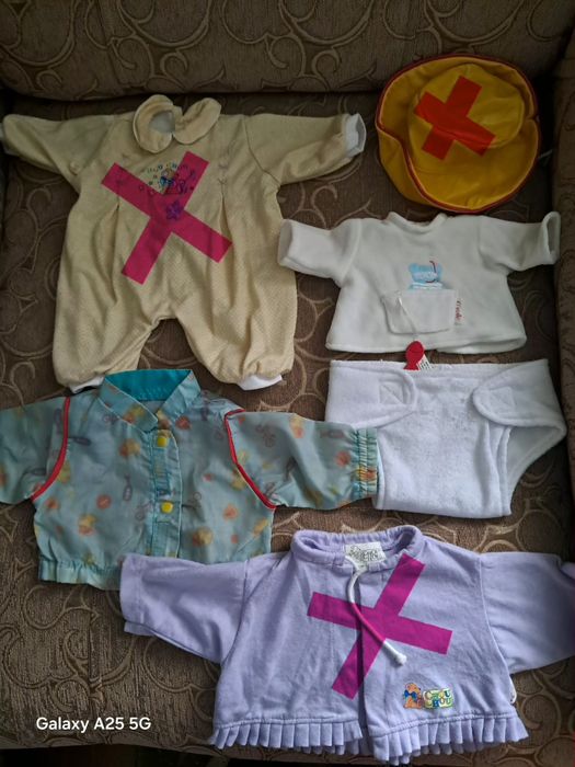 Одяг для лялечок