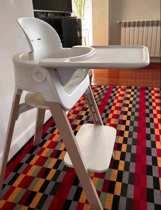 Cadeira refeições stokke (evolutiva)