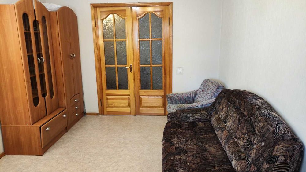 Від хазяїна продаж 3-кімнатної квартири Одеса, вул. Довженка, 1