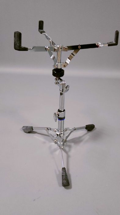 Yamaha SS 740 - Statyw pod werbel
