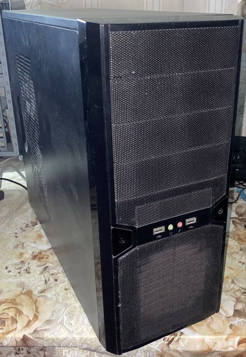 Xigmatek Asgard, Gigabyte z77x d3h, i5-2400, 22 gb,