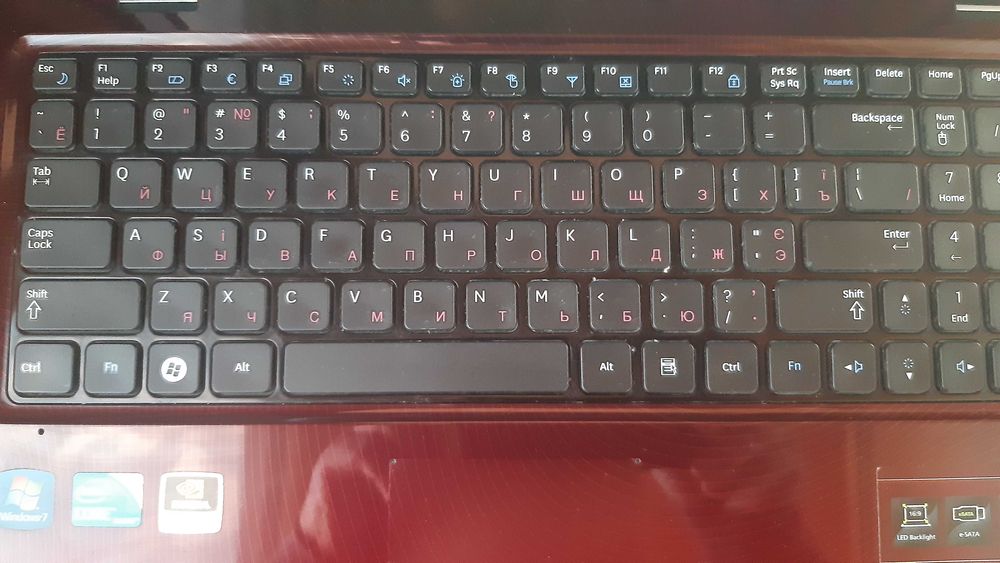 Ноутбук Samsung R580: 3 500 грн. - Ноутбуки Кривий Ріг на Olx