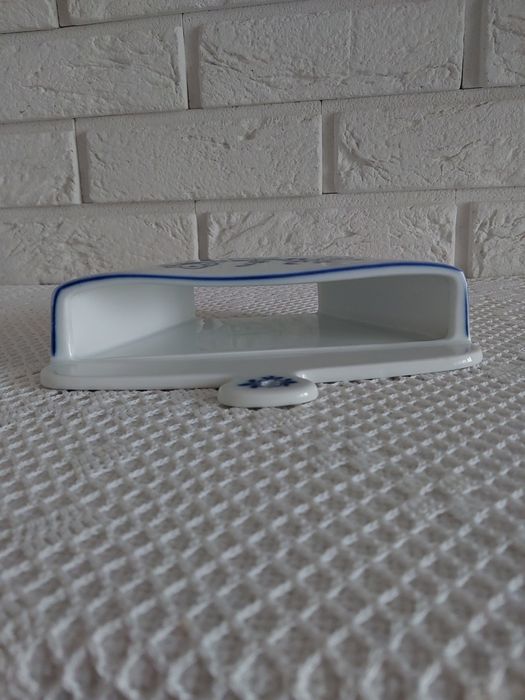 Wzór cebulowy skrzyneczka na filtry do kawy.