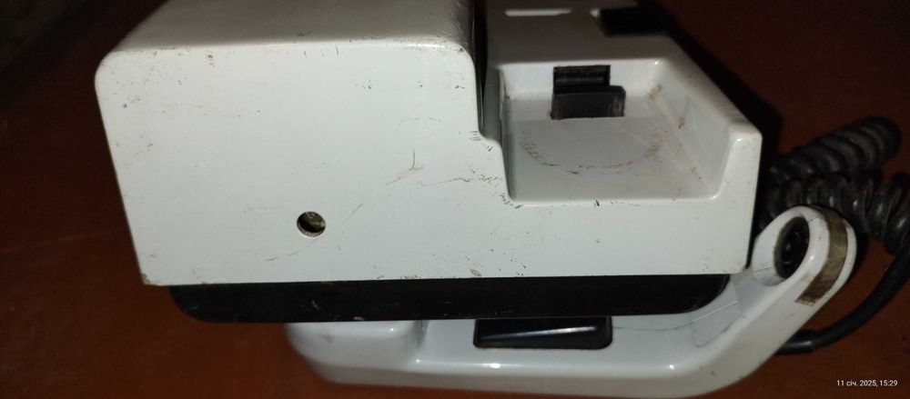 Телефонний апарат АТ-3031 (закритий зв'язок), трофейний.