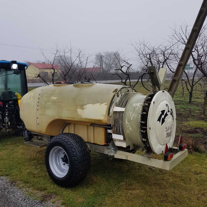 Opryskiwacz Sadowniczy Carrarospray 2200L 2 wentylatory