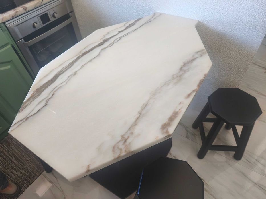 Pedra marmore para bancada de  cozinha e mesa igual